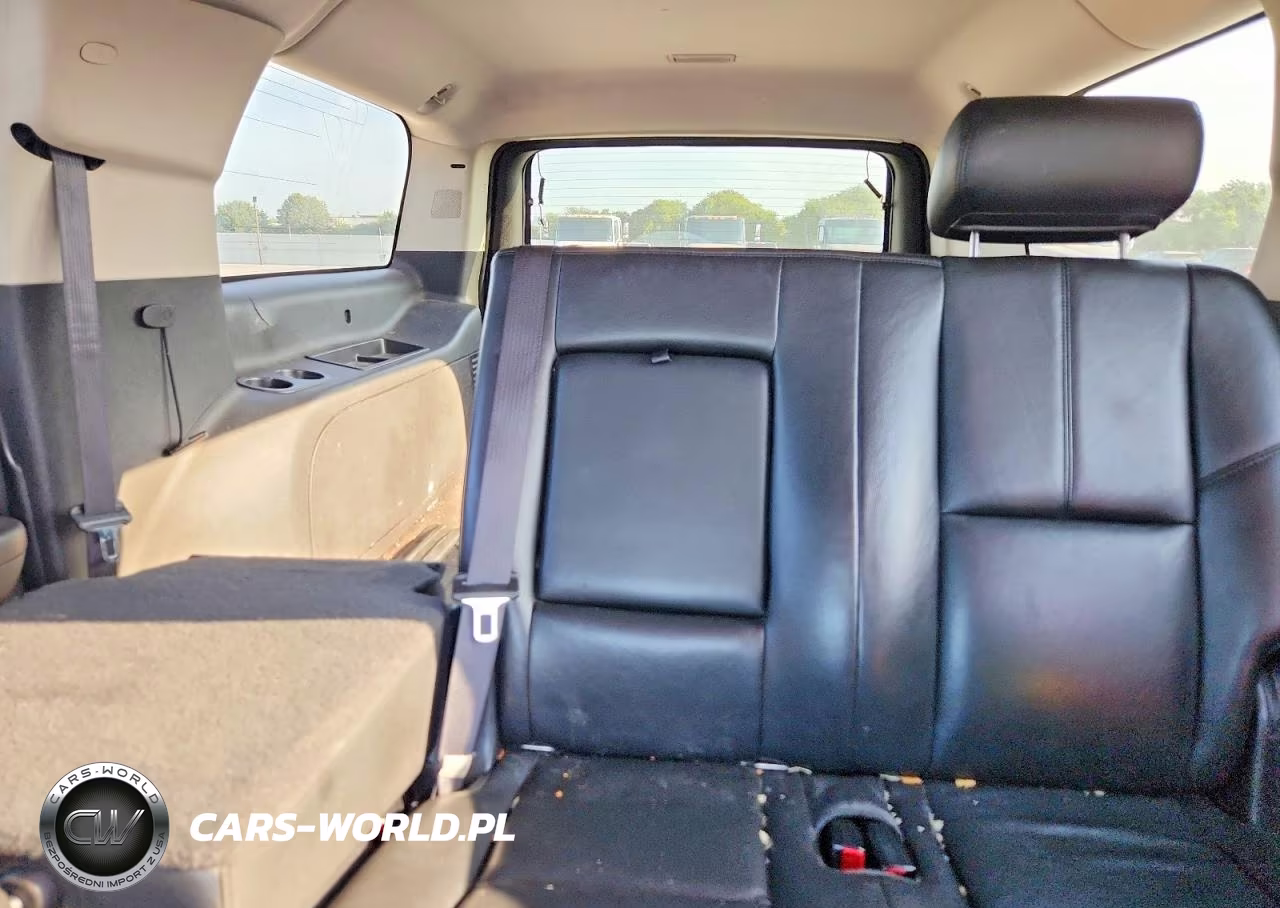 2008 Chevrolet Suburban K1500 Ls VIN:3GNFK16358G204660 - 10