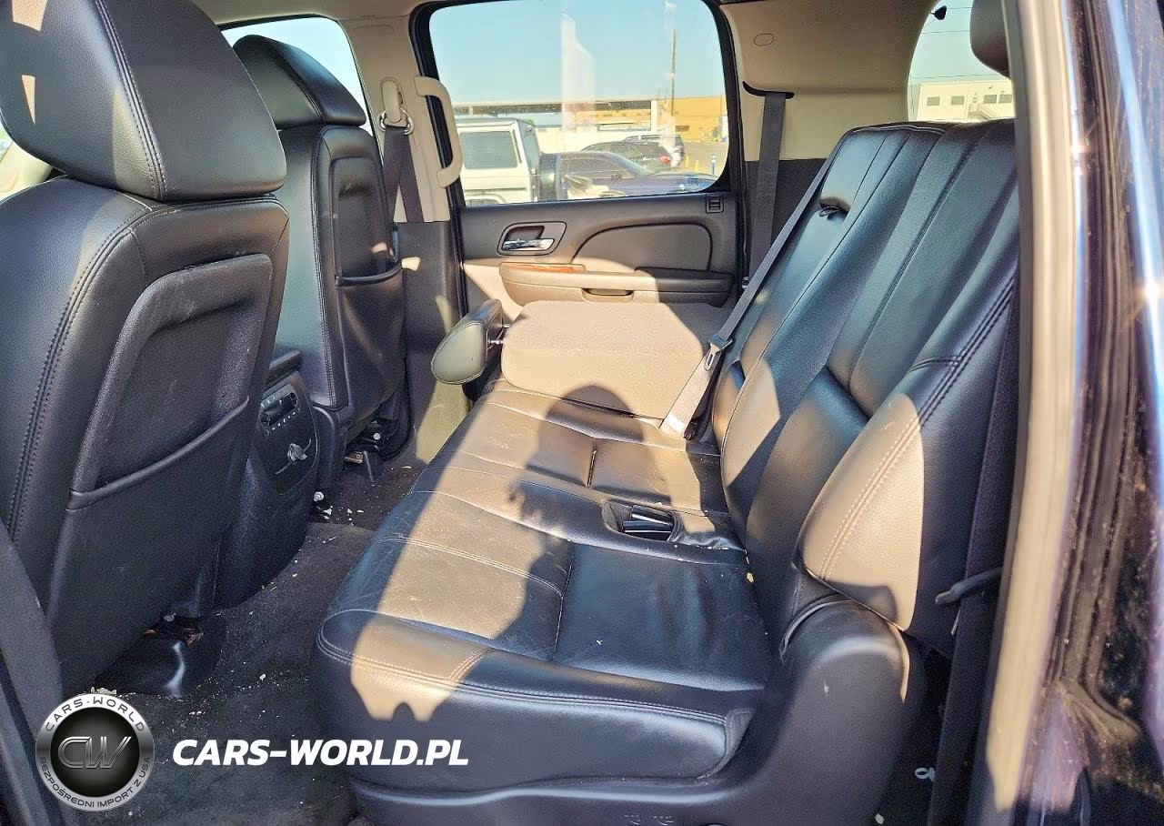 2008 Chevrolet Suburban K1500 Ls VIN:3GNFK16358G204660 - 11