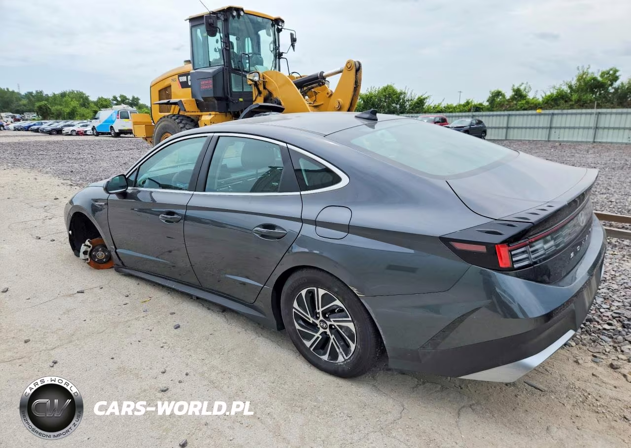 2026 Hyundai Sonata Hybrid Blue VIN:KMHL24JJ8TA158103 - 2