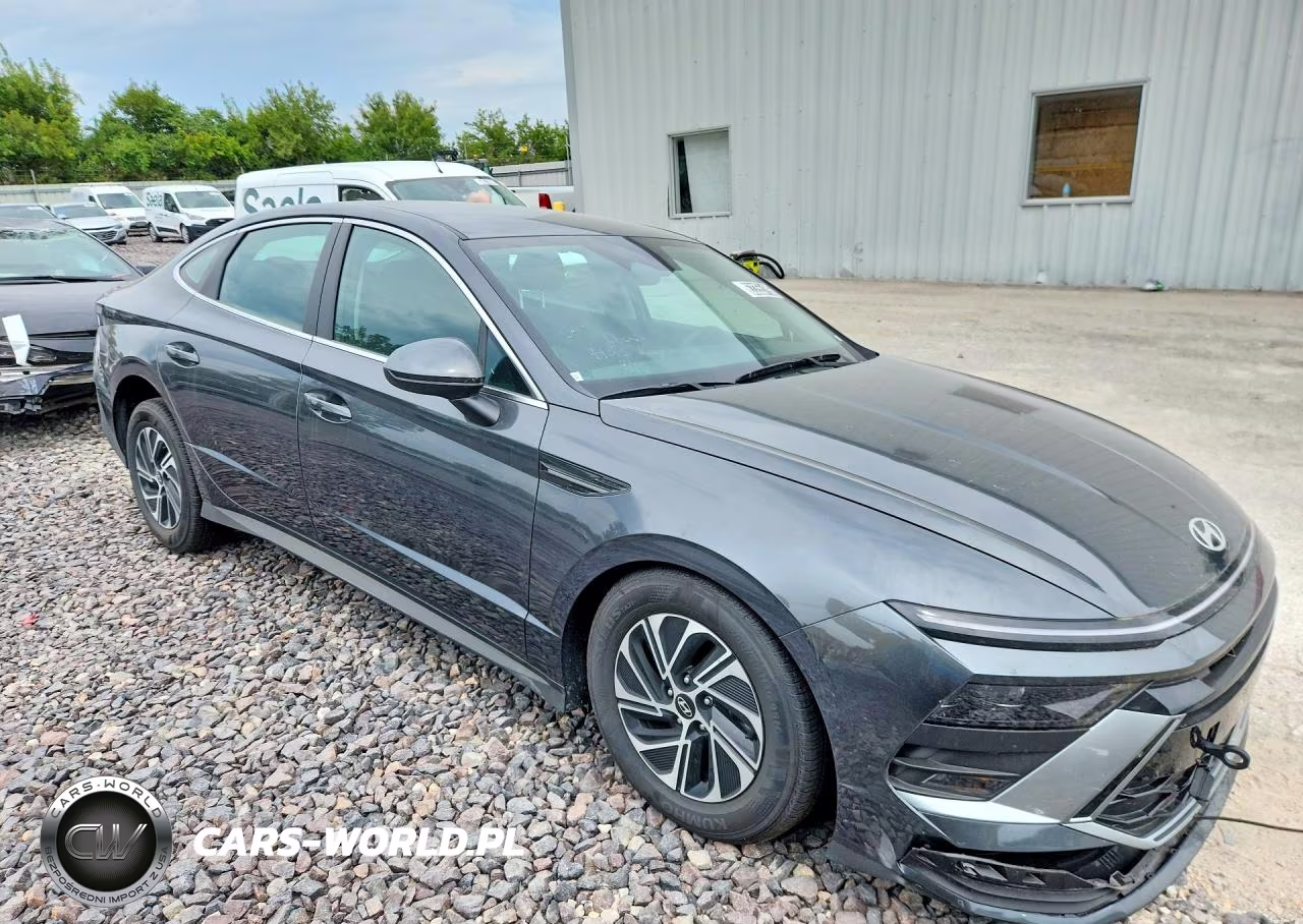 2026 Hyundai Sonata Hybrid Blue VIN:KMHL24JJ8TA158103 - 4