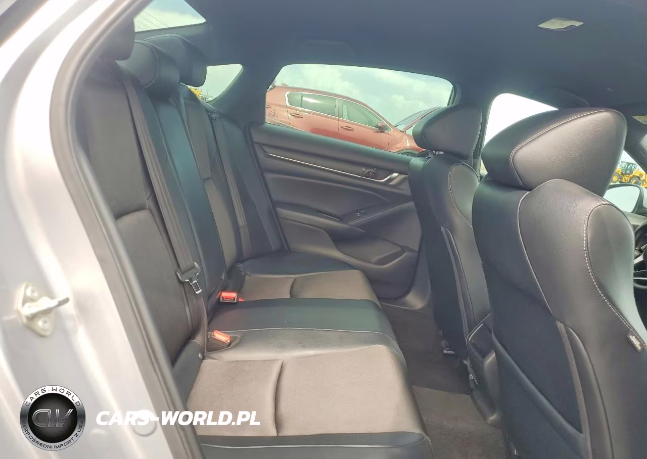 2018 Honda Accord Sport VIN:1HGCV1F30JA018405 - 10