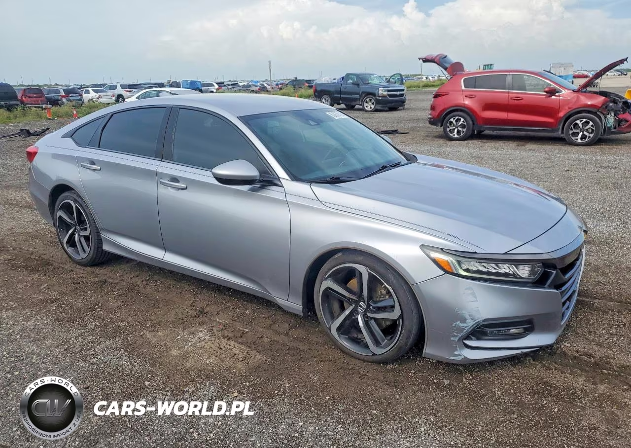 2018 Honda Accord Sport VIN:1HGCV1F30JA018405 - 4