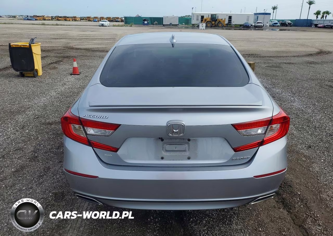 2018 Honda Accord Sport VIN:1HGCV1F30JA018405 - 6
