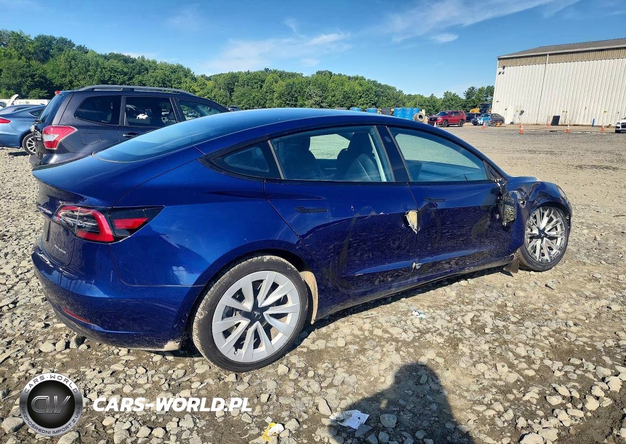 2023 Tesla Model 3 VIN:5YJ3E1EB9PF630657 - 3