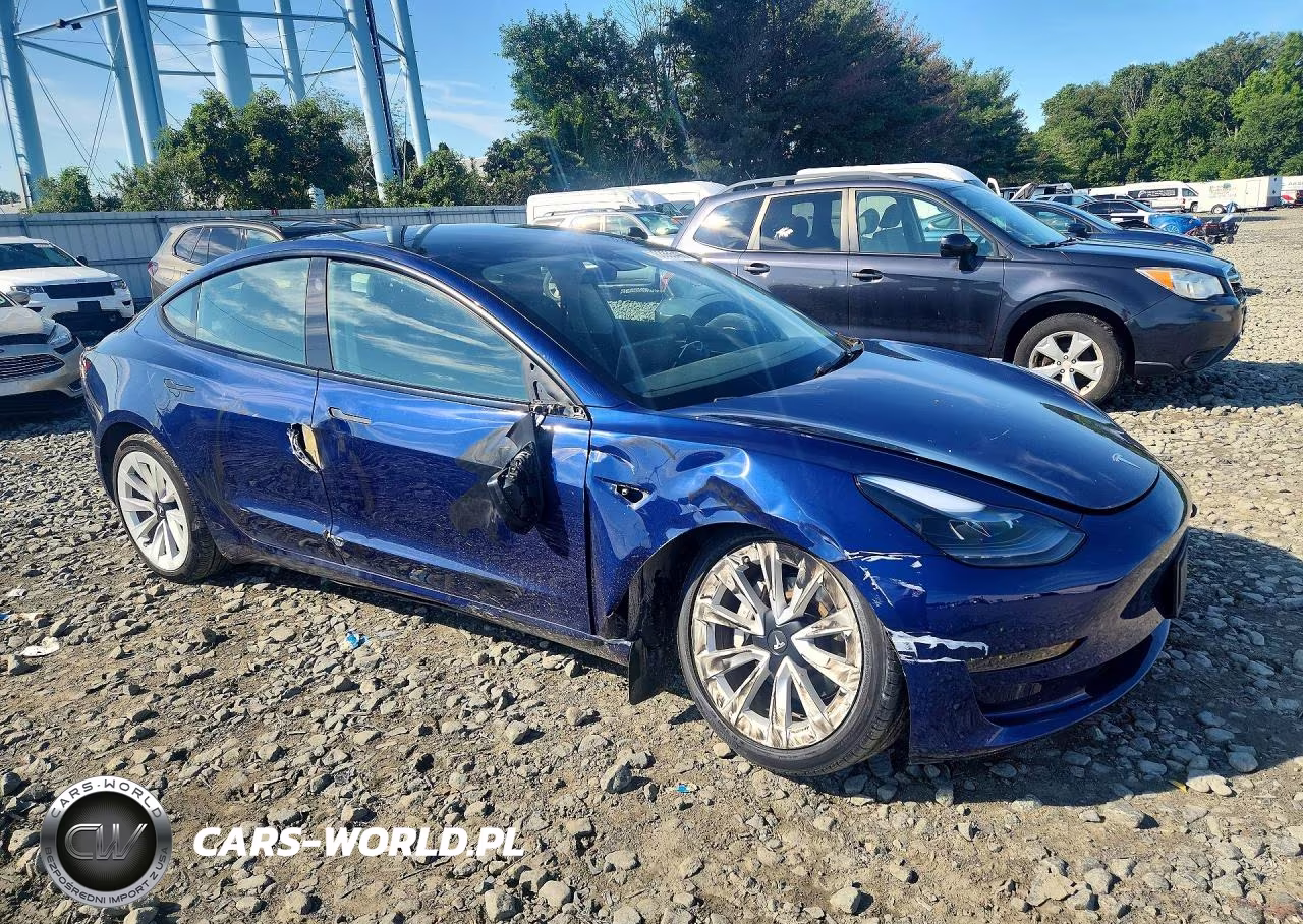 2023 Tesla Model 3 VIN:5YJ3E1EB9PF630657 - 4