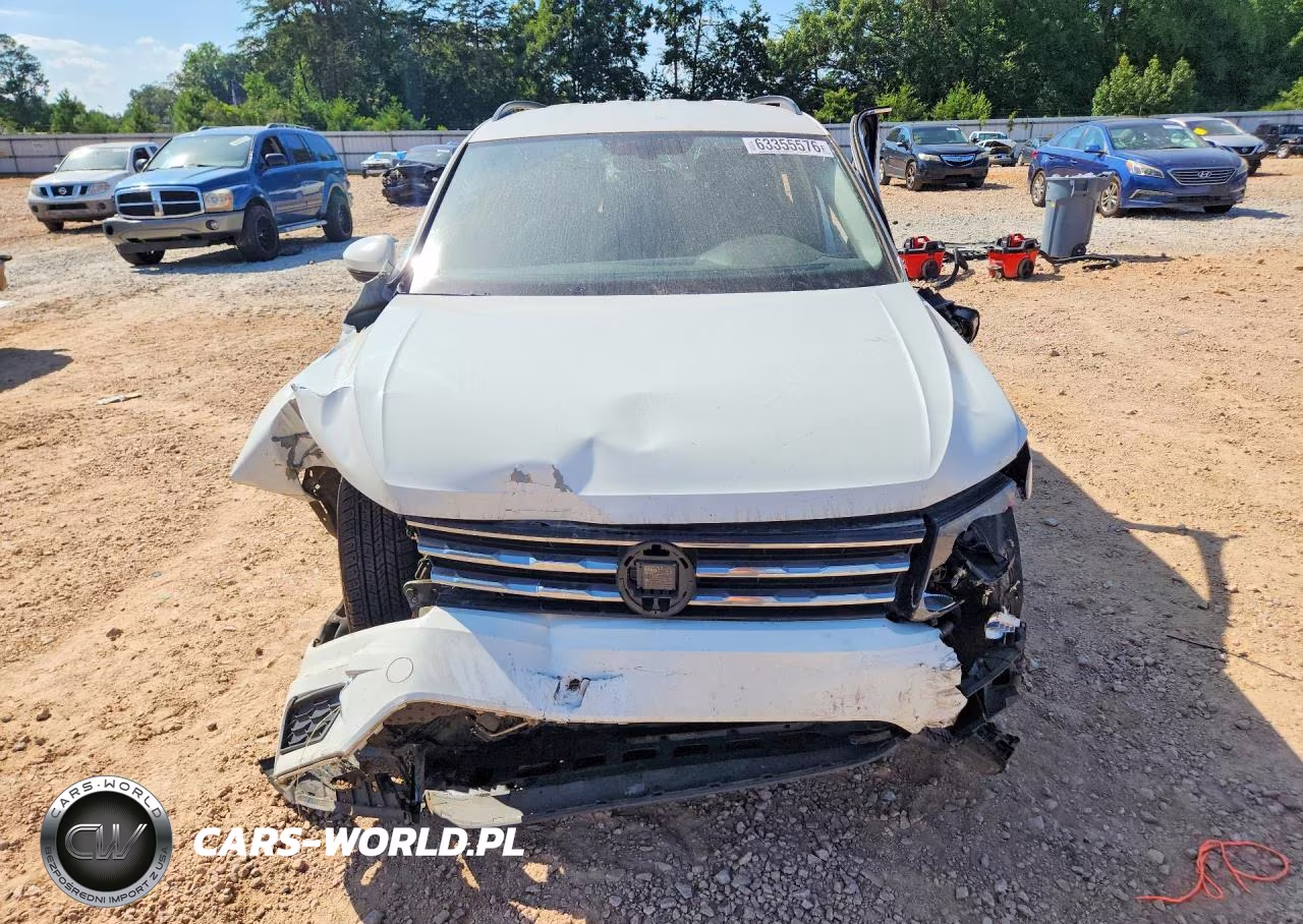 2018 Volkswagen Tiguan Se, Sel VIN:3VV3B7AX8JM031427 - 5