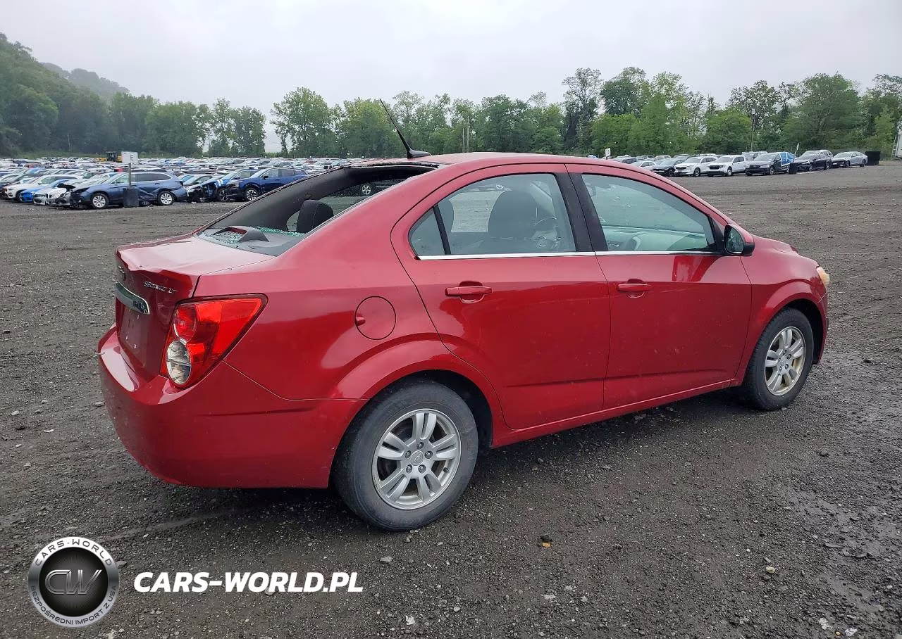 2013 Chevrolet Sonic Lt VIN:1G1JC5SG6D4106818 - 3