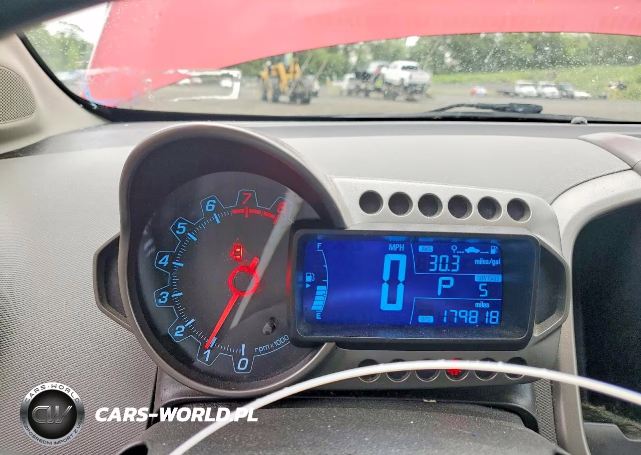 2013 Chevrolet Sonic Lt VIN:1G1JC5SG6D4106818 - 9