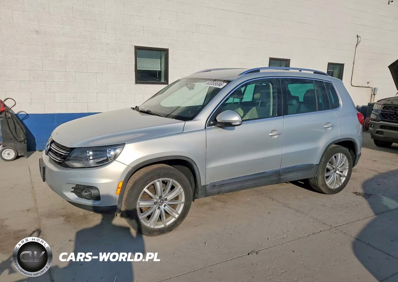 2013 Volkswagen Tiguan S – zdjęcie 1 z 12