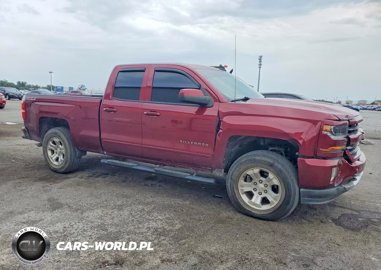 2017 Chevrolet Silverado K1500 Lt VIN:1GCVKREC6HZ211931 - 4