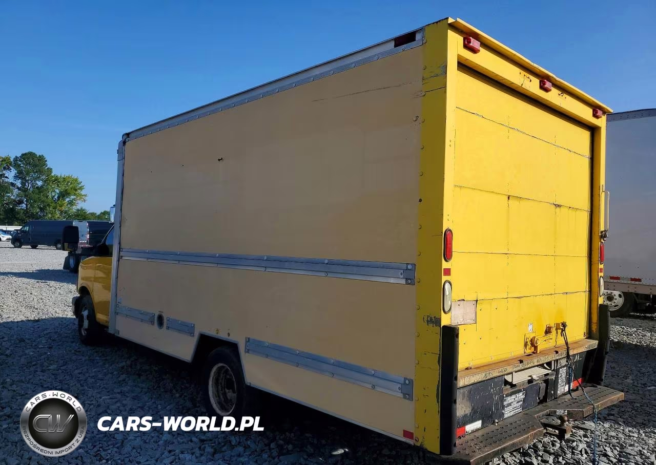 2006 GMC Savana Box Truck VIN:1GDH31U561901154 - 2