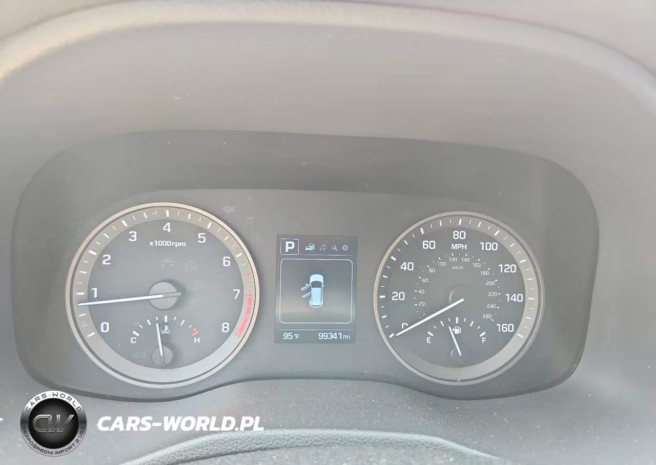 2018 Hyundai Tucson Sport VIN:KM8J33AL4JU817855 - 9