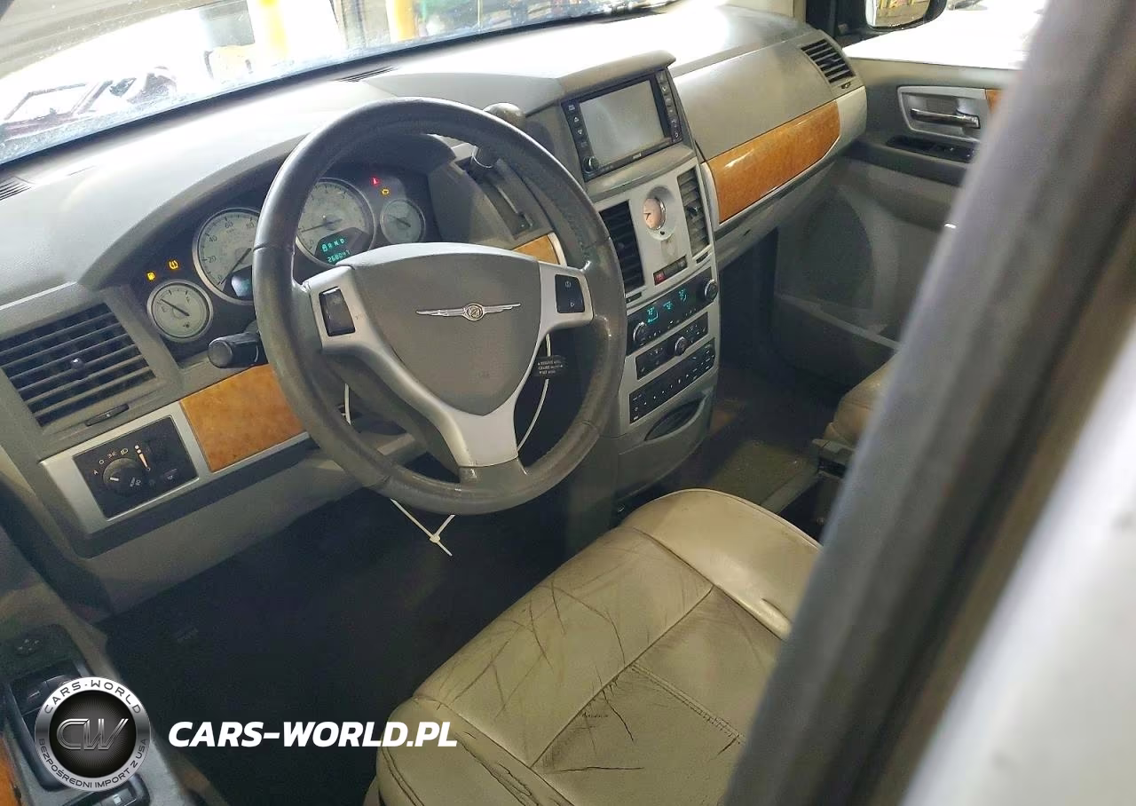 2008 Chrysler Town & Country Limited VIN:2A8HR64X58R132877 - 8