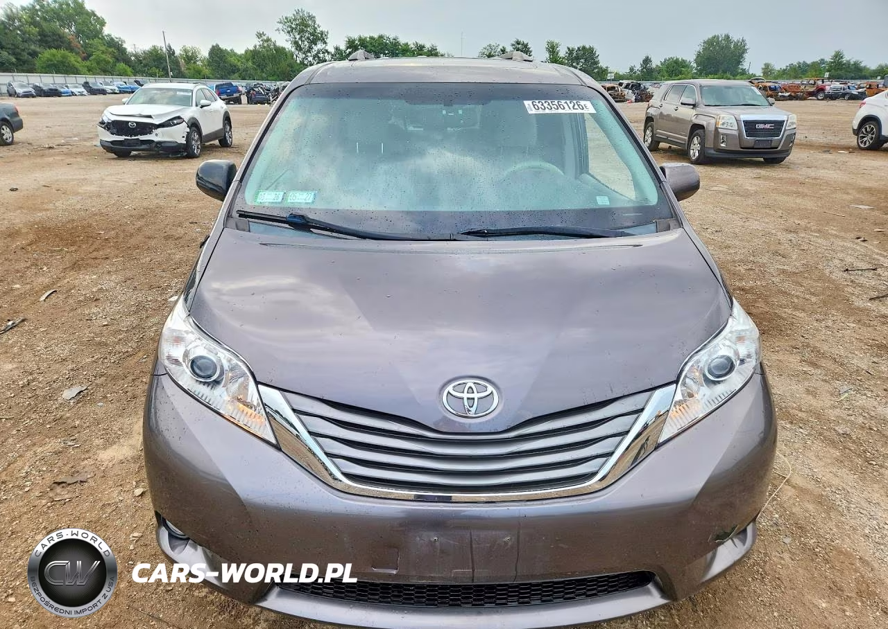 2013 Toyota Sienna Xle 8-Passenger VIN:5TDYK3DC5DS370883 - 5