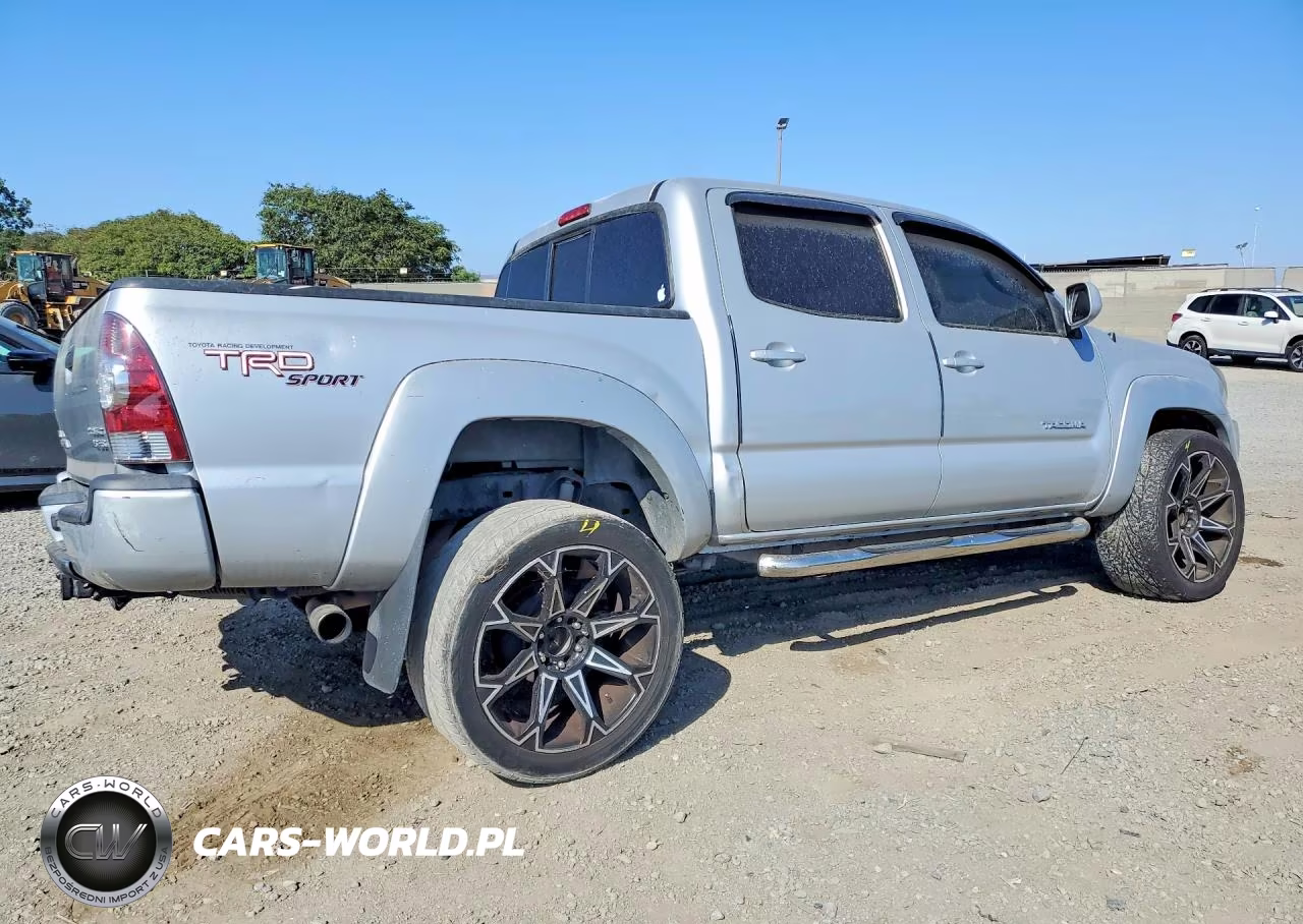 2010 Toyota Tacoma Double Cab Prerunner VIN:5TEJU4GN2AZ695102 - 3