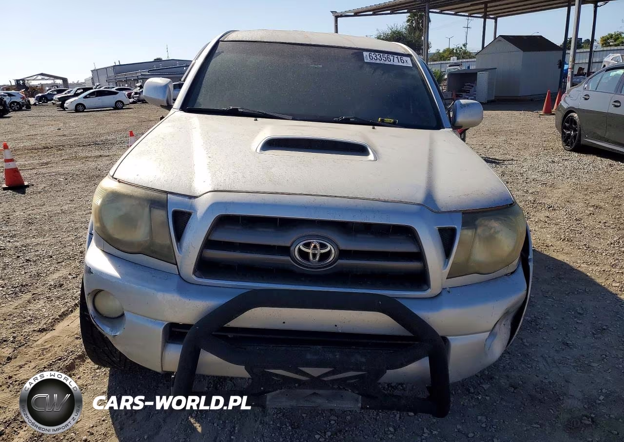 2010 Toyota Tacoma Double Cab Prerunner VIN:5TEJU4GN2AZ695102 - 5