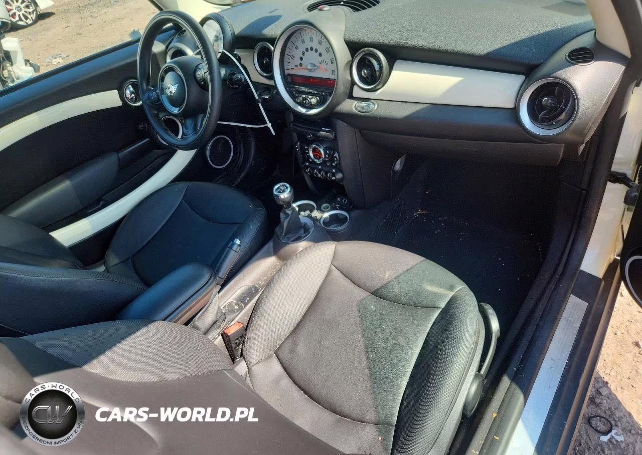 2013 Mini Cooper Clubman VIN:WMWZF3C59DT571180 - 8