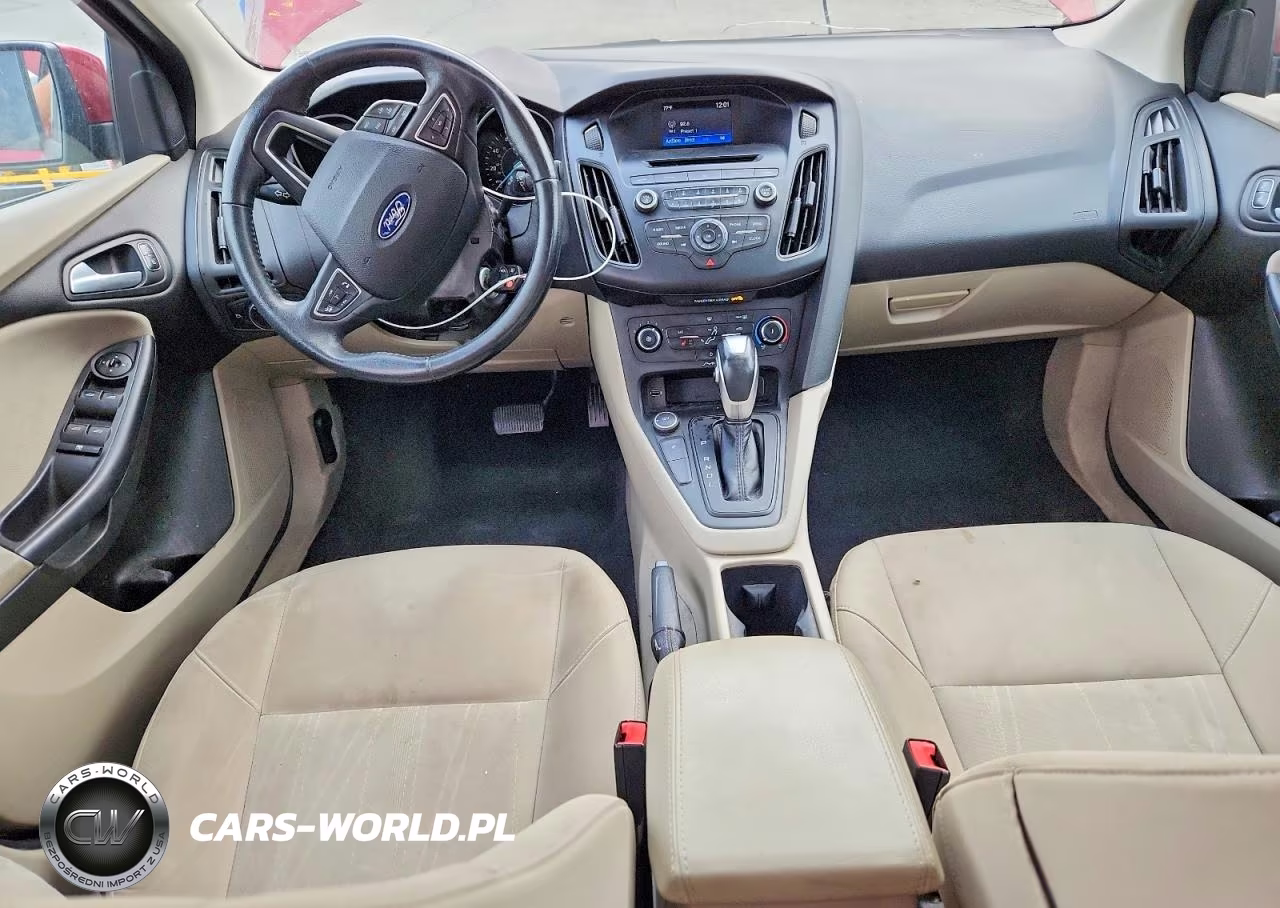 2015 Ford Focus Se VIN:1FADP3F24FL374809 - 8