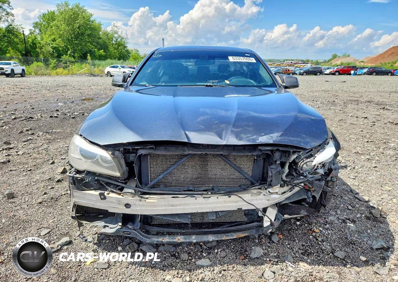 2011 BMW 535 Xi VIN:WBAFU7C54BC771607 - 5