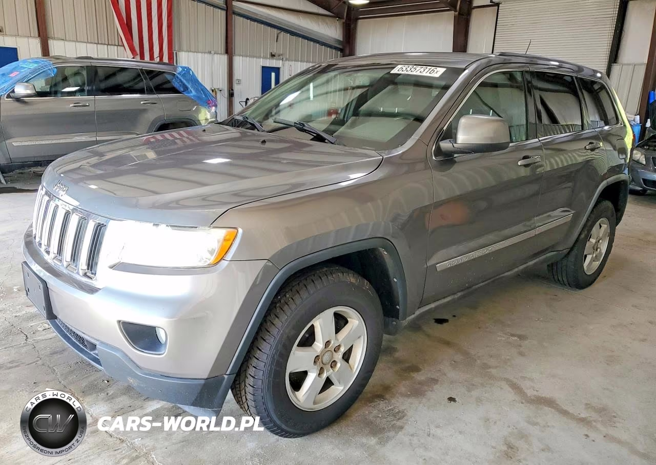 2012 Jeep Grand Cherokee Laredo VIN:1C4RJFAG3CC179818 - 1