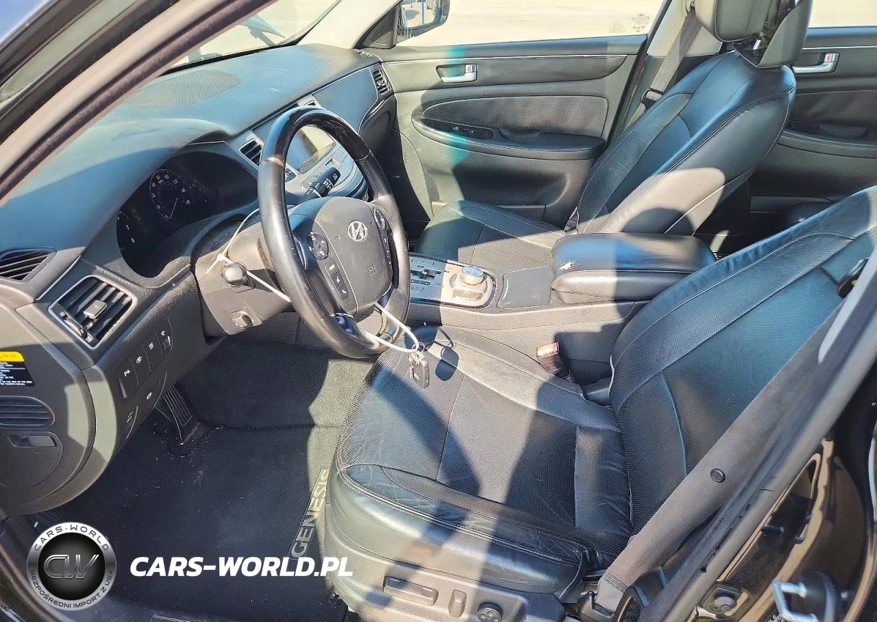 2012 Hyundai Genesis 4.6L VIN:KMHGC4DF0CU174784 - 7