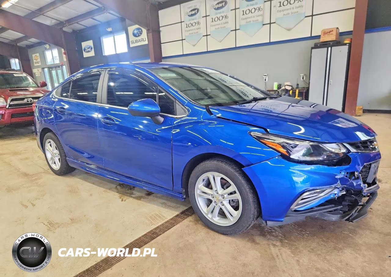 2017 Chevrolet Cruze Lt VIN:1G1BE5SM7H7218598 - 4