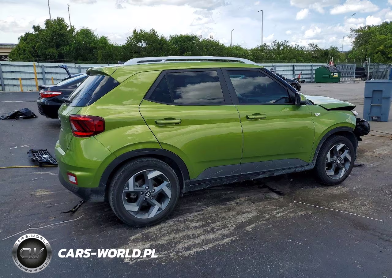 2024 Hyundai Venue Sel VIN:KMHRC8A35RU314945 - 3