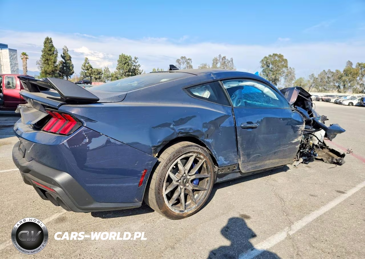 2024 Ford Mustang Dark Horse VIN:1FA6P8R02R5506748 - 3