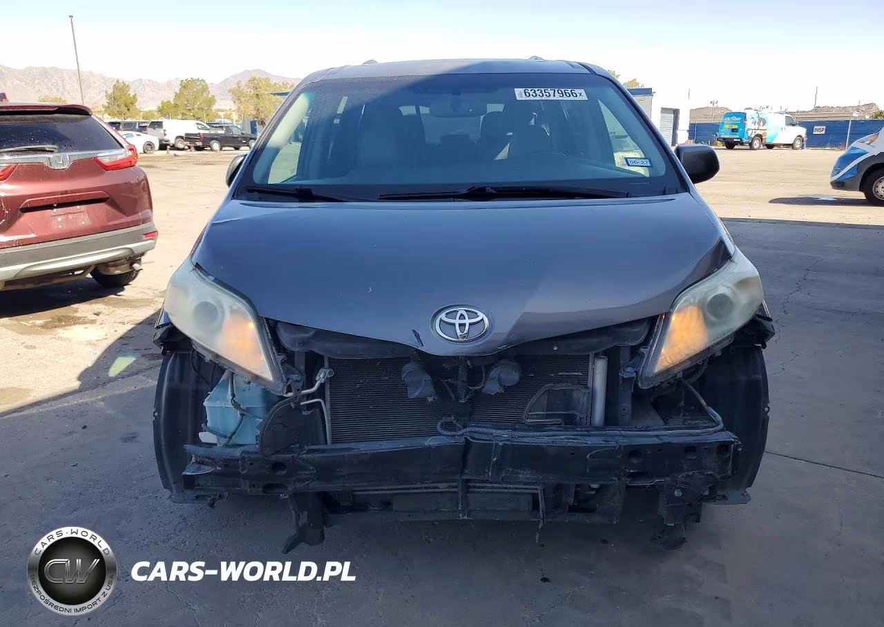 2017 Toyota Sienna Xle Premium 8-Passenger VIN:5TDYZ3DC1HS857578 - 5