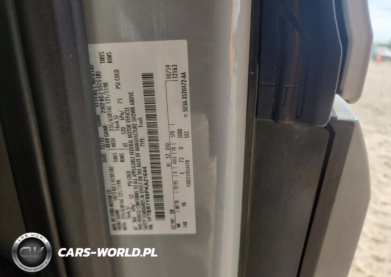 2023 Ford Transit 250 Delivery Van VIN:1FTBR1Y88PKA21644 - 13