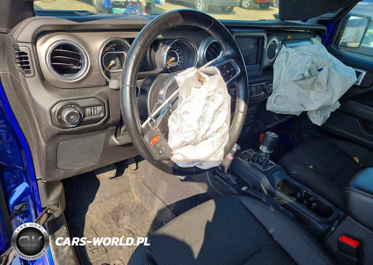 2020 Jeep Wrangler Unlimited Sahara VIN:1C4HJXEN2LW207939 - 8