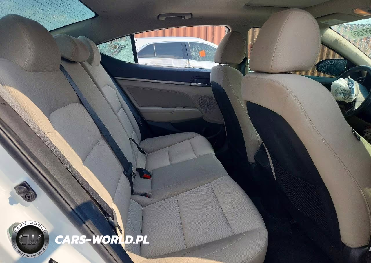 2018 Hyundai Elantra Value Edition VIN:5NPD84LF8JH279378 - 10