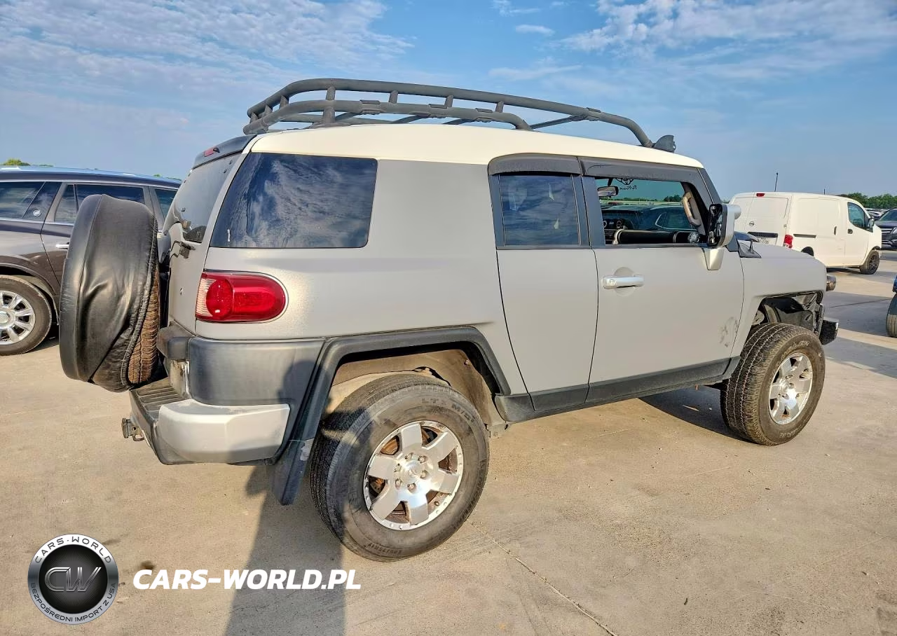 2007 Toyota Fj Cruiser Base VIN:JTEBU11F970019643 - 3