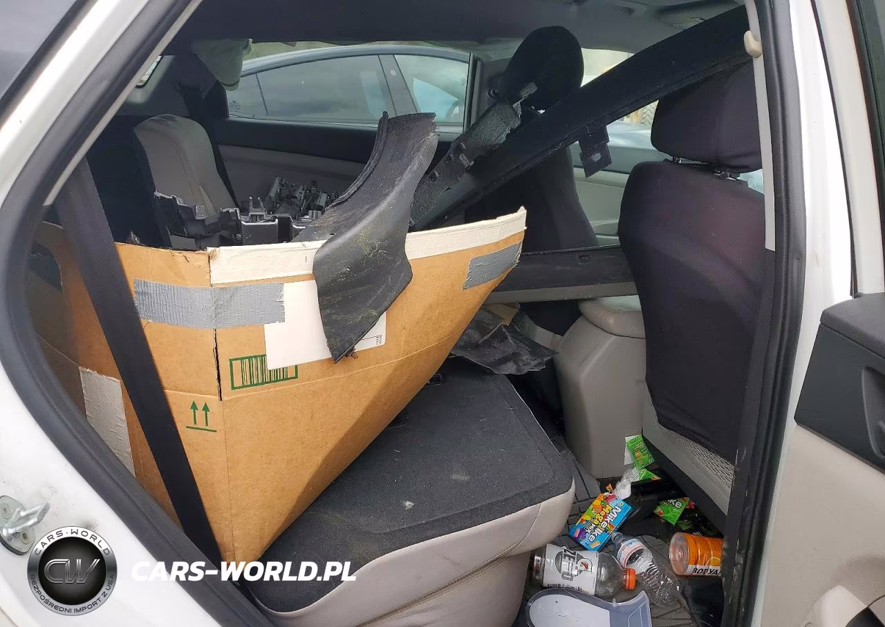 2018 Hyundai Tucson Sel VIN:KM8J3CA46JU668180 - 10