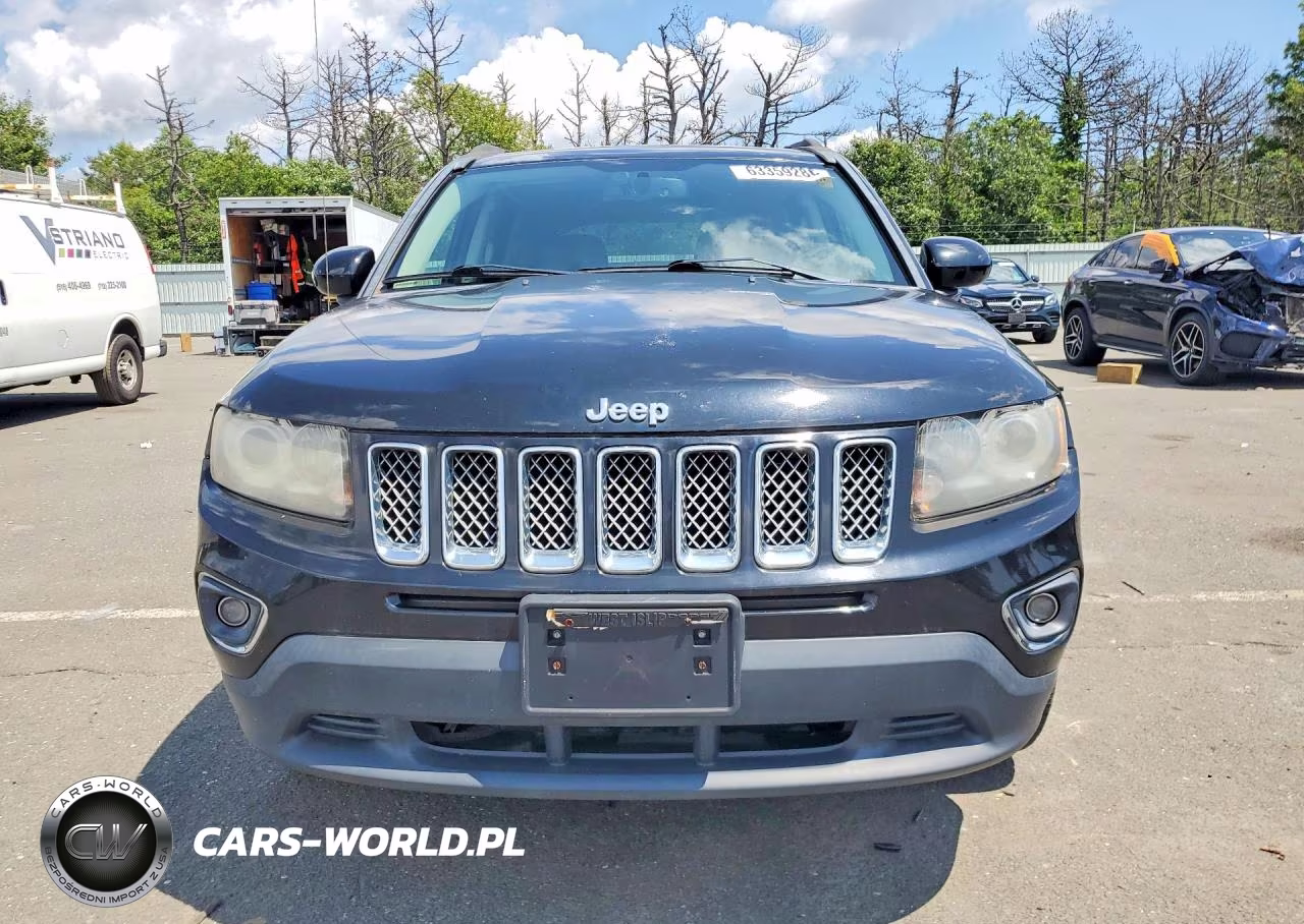 2014 Jeep Compass Limited VIN:1C4NJDCBXED700924 - 5
