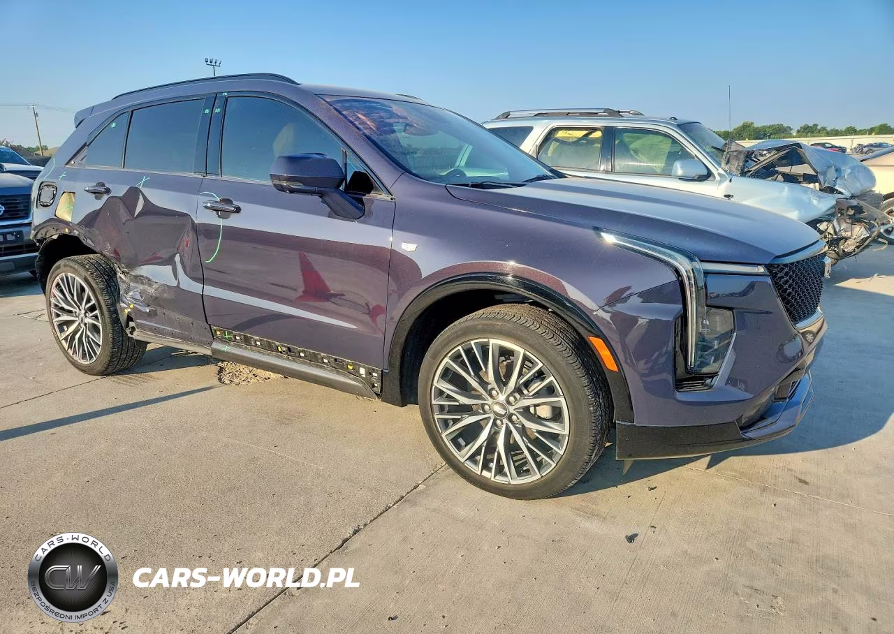 2024 Cadillac Xt4 Sport VIN:1GYFZFR4XRF176583 - 4