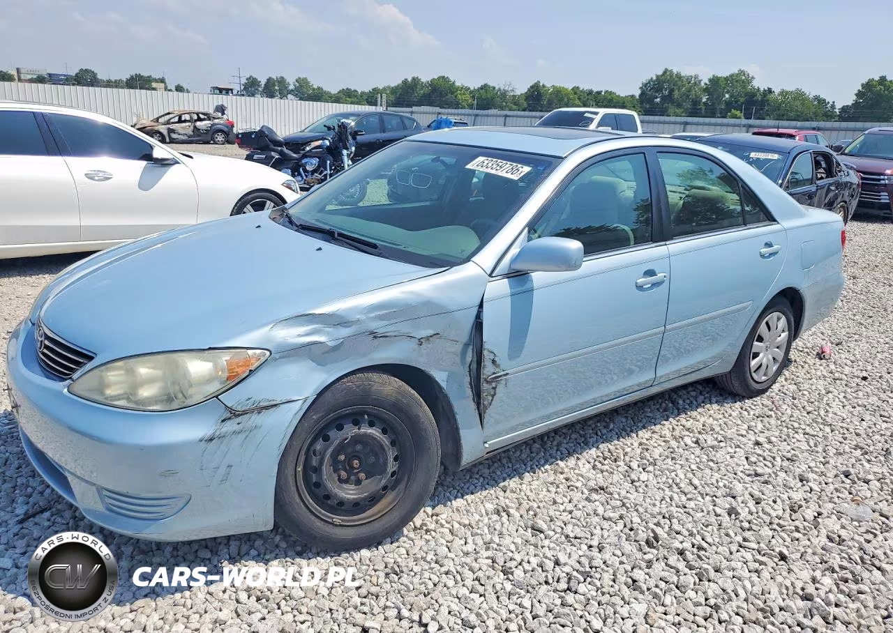 2005 Toyota Camry Le