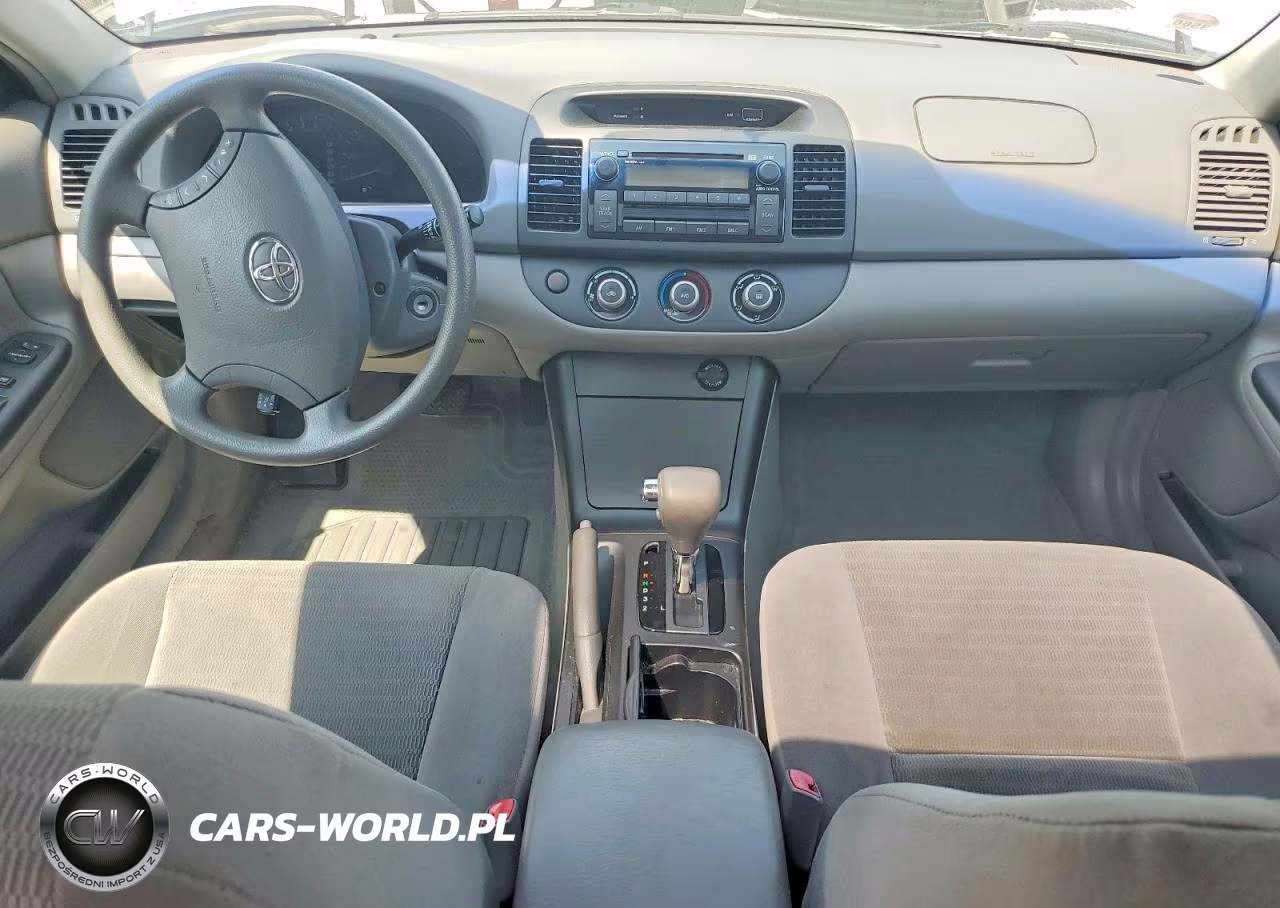 2005 Toyota Camry Le VIN:4T1BE32K95U584243 - 8