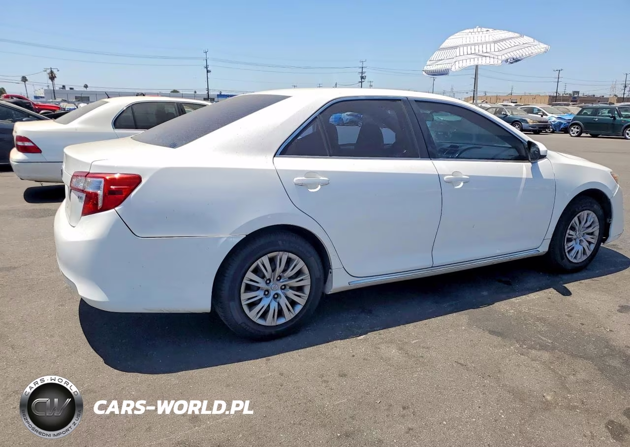 2012 Toyota Camry Le VIN:4T1BF1FK1CU542755 - 3