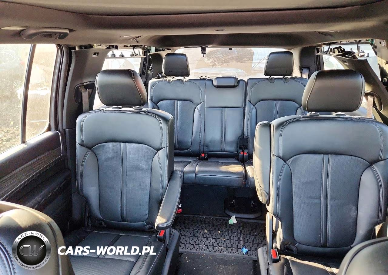 2024 Jeep Wagoneer Series Ii VIN:1C4SJVBP3RS182744 - 10
