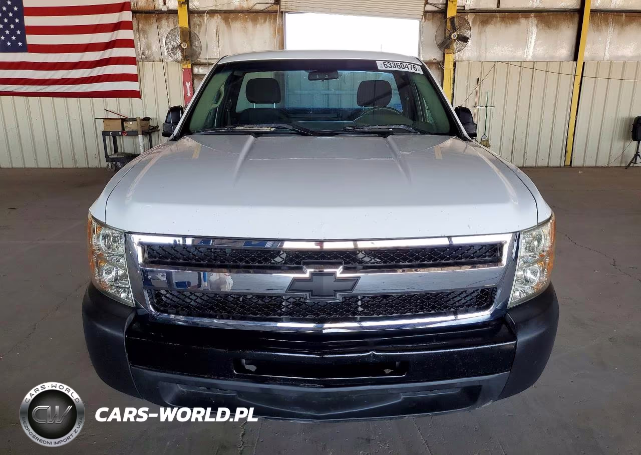 2011 Chevrolet Silverado C1500 VIN:1GCNCPEA6BZ322972 - 5