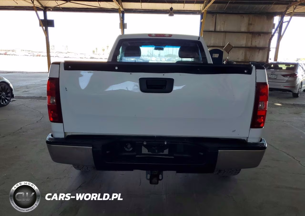 2011 Chevrolet Silverado C1500 VIN:1GCNCPEA6BZ322972 - 6