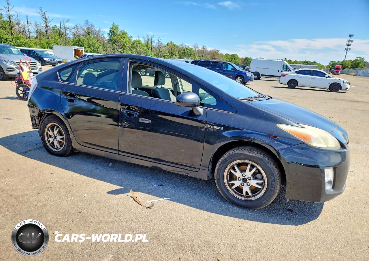 2010 Toyota Prius Iii VIN:JTDKN3DU2A5118175 - 4