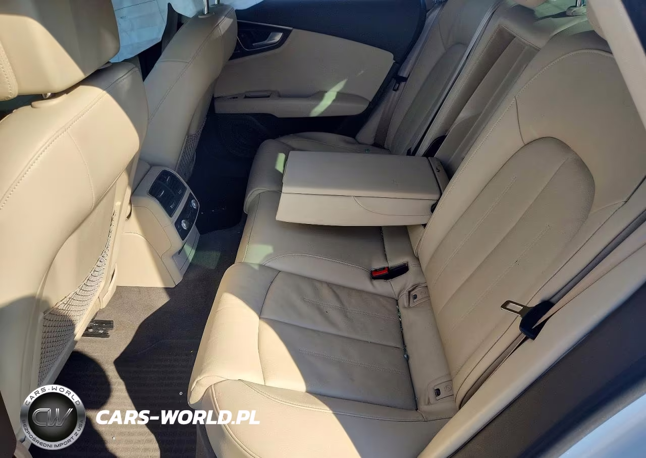 2016 Audi A7 Premium Plus VIN:WAUWGAFC9GN173880 - 10