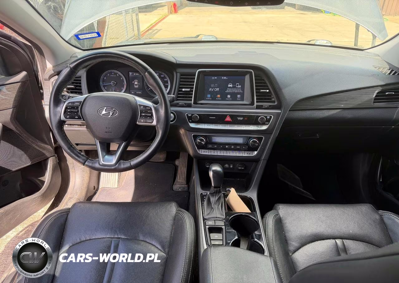 2019 Hyundai Sonata Limited VIN:5NPE34AF8KH762375 - 9