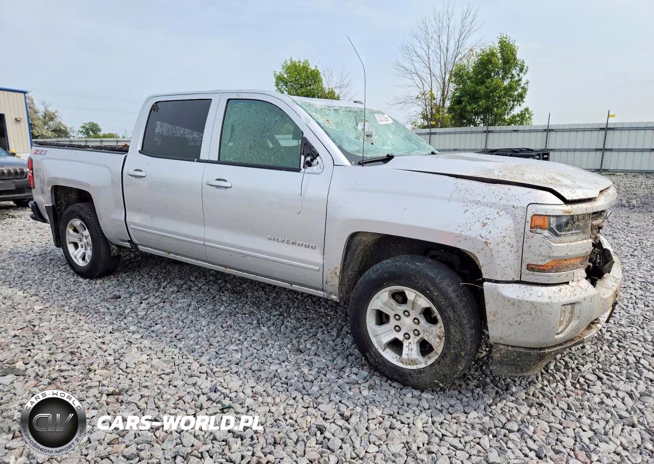 2018 Chevrolet Silverado K1500 Lt VIN:3GCUKREC7JG646085 - 4