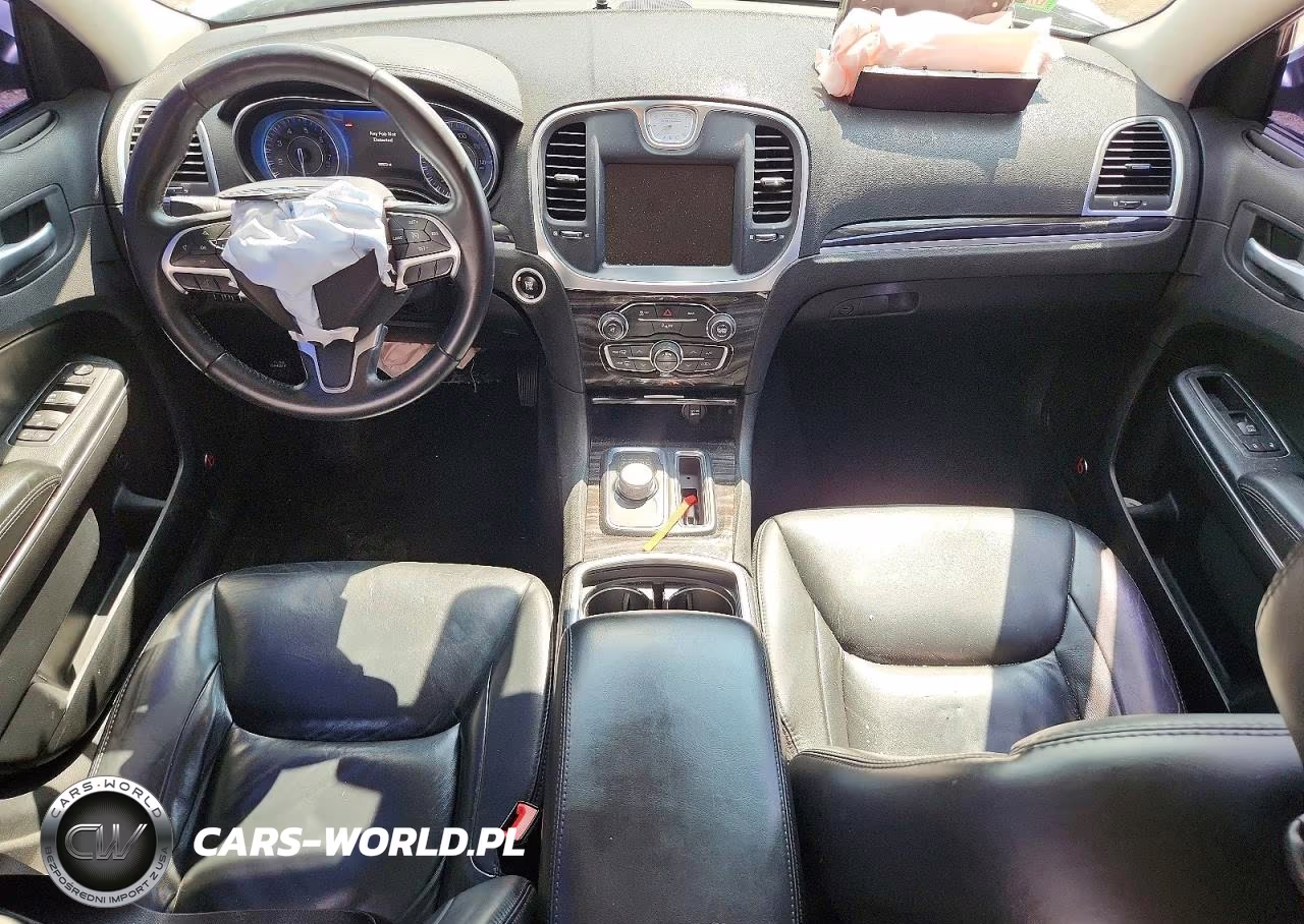 2015 Chrysler 300 Limited VIN:2C3CCARG9FH923323 - 8