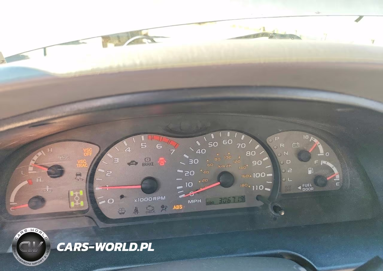 2001 Toyota Sequoia Limited VIN:5TDBT48A41S044943 - 9