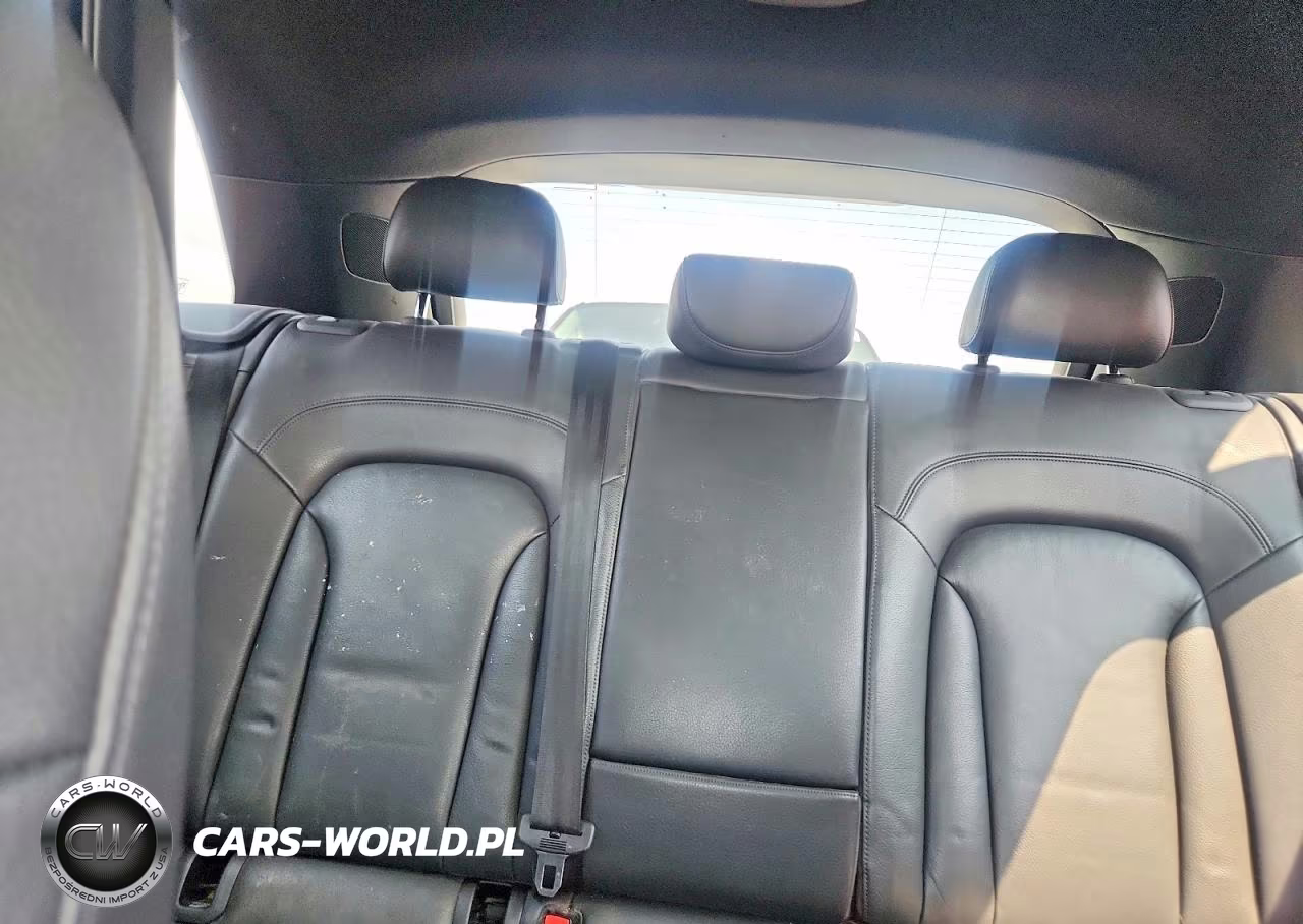 2016 Audi Q3 Premium Plus VIN:WA1EFCFS5GR014068 - 10