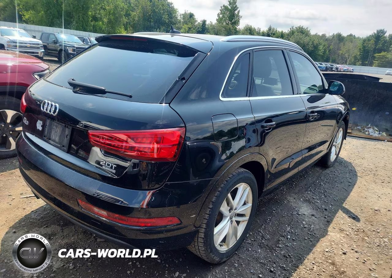 2016 Audi Q3 Premium Plus VIN:WA1EFCFS5GR014068 - 3